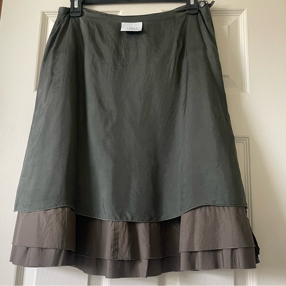 Akris Punto Tiered Ruffles Midi Skirt Size 8 Solid Olive Green Color Bohemian - Picture 4 of 12